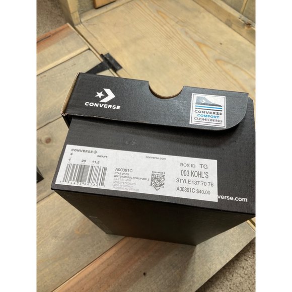 Converse Infant CTAS OX 2V AC Glitter Sneaker Size 4 Style A00391C New - Picture 8 of 8